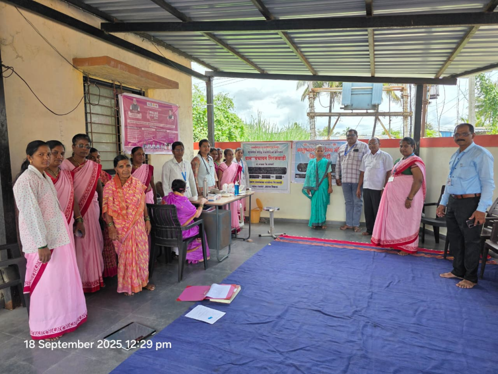 मिरजवाडीत समृद्ध पंचायतराज अभियानांतर्गत महिलांचे आरोग्य तपासणी शिबिर